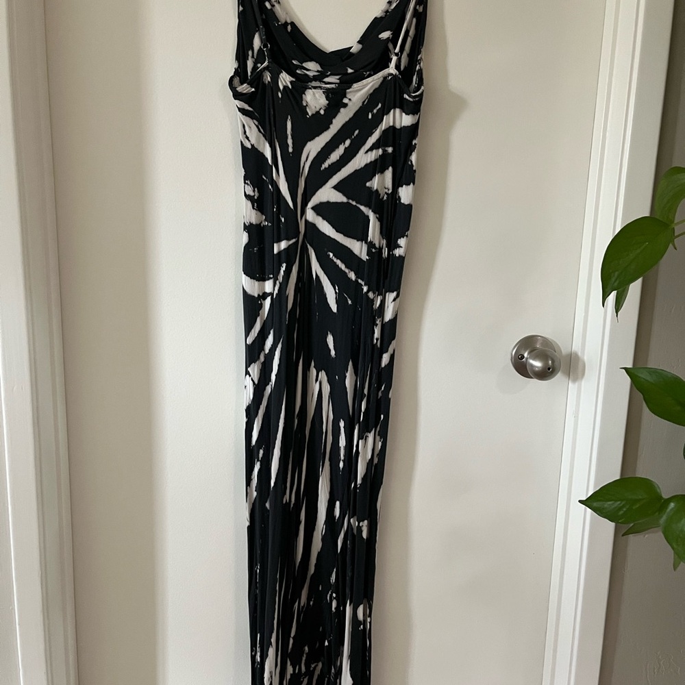 Black and White Tie-Dye Midi Dress